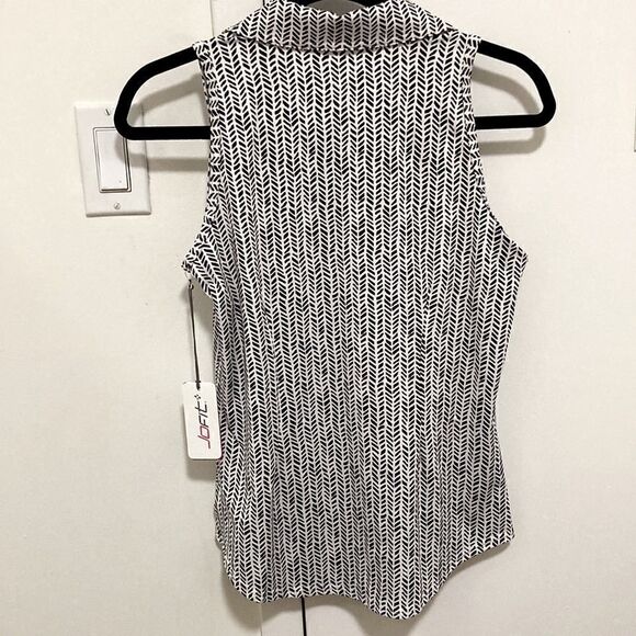 Jofit NWT Tech Cutaway Polo in a Black & White. Size XS. - Picture 2 of 8